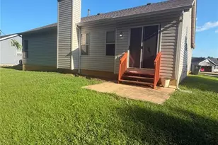 2048 Peine Forest, Wentzville, MO 63385 - Photo 13