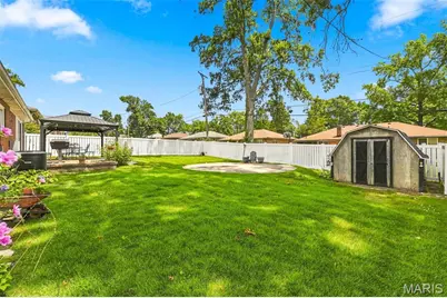 9944 Knollshire Drive, Saint Louis, MO 63123 - Photo 29