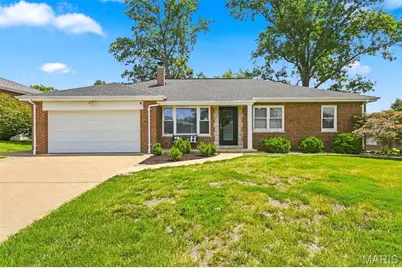 9944 Knollshire Drive, Saint Louis, MO 63123 - Photo 3