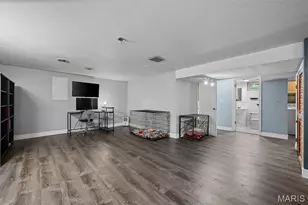 1756 Round Robin Ct, Saint Louis, MO 63146 - Photo 21