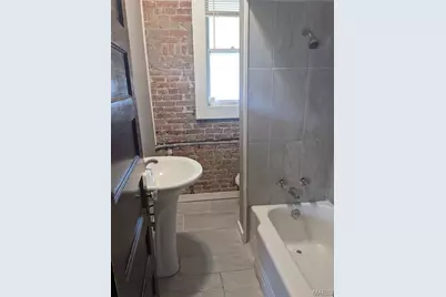 1036 Theobald Street, Saint Louis, MO 63147 - Photo 7
