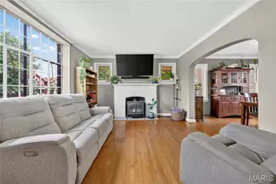 5204 Lindenwood Ave, Saint Louis, MO 63109 - Photo 15