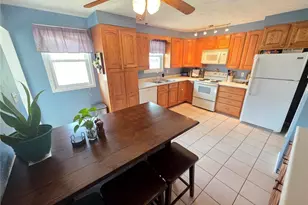 142 Linn Dr, Saint Genevieve, MO 63670 - Photo 3