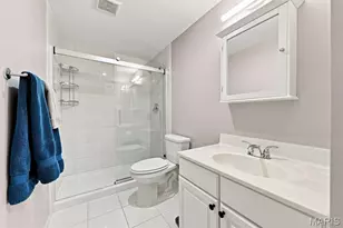 9061 Monmouth Dr, Richmond Heights, MO 63117 - Photo 37