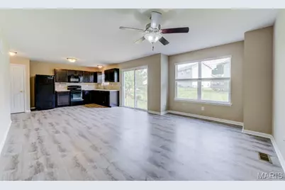 1844 Sterling Oaks Drive, Saint Peters, MO 63376 - Photo 3