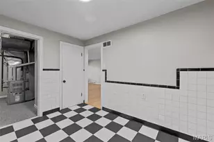 7315 Ahern Ave, University City, MO 63130 - Photo 21