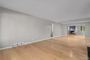 7315 Ahern Ave, University City, MO 63130 - Photo 5