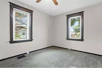 4417 Eichelberger Street, Saint Louis, MO 63116 - Photo 13