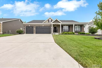 115 Hannahs Mill Drive, Lake Saint Louis, MO 63367 - Photo 3