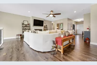 115 Hannahs Mill Drive, Lake Saint Louis, MO 63367 - Photo 9
