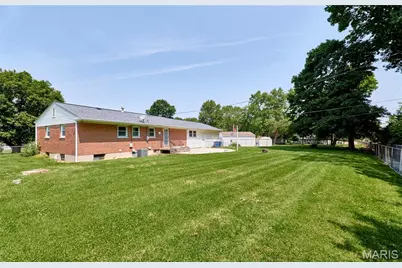 10900 Saint Boniface Lane, Saint Ann, MO 63074 - Photo 27