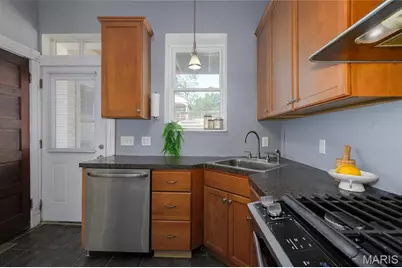 3247 Morganford Road, Saint Louis, MO 63116 - Photo 15