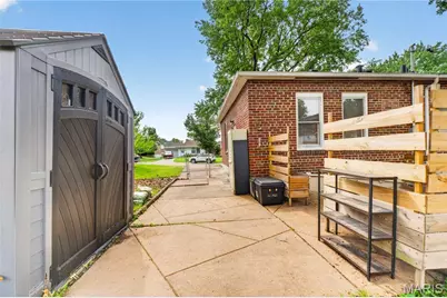 7119 Marwinette Avenue, Saint Louis, MO 63116 - Photo 27