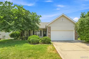 944 Daffodil Ridge Dr, O'Fallon, MO 63366 - Photo 1
