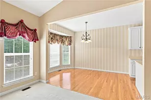 944 Daffodil Ridge Dr, O'Fallon, MO 63366 - Photo 9