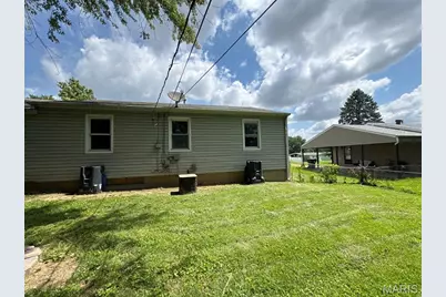 2570 Mullanphy Lane, Florissant, MO 63031 - Photo 5