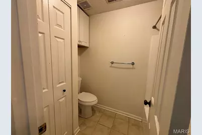 13818 Amiot Drive #B, Maryland Heights, MO 63146 - Photo 17