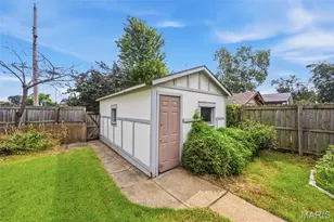 5911 De Giverville Ave, Saint Louis, MO 63112 - Photo 33