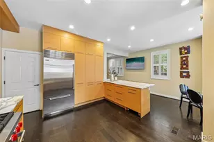 18 Taylor Place Dr, Saint Louis, MO 63108 - Photo 29