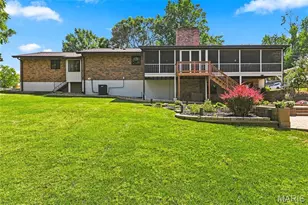 7001 Weber Rd, Saint Louis, MO 63123 - Photo 5
