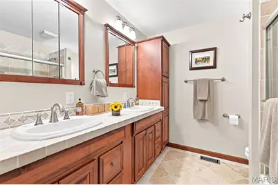 7001 Weber Road, Saint Louis, MO 63123 - Photo 35