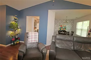 1141 Sunbolt Dr, Mehlville, MO 63129 - Photo 27