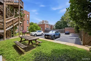 322 N Boyle Ave, Saint Louis, MO 63108 - Photo 31