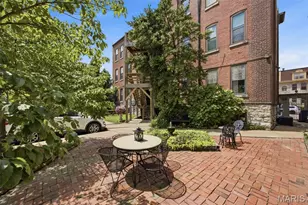 322 N Boyle Ave, Saint Louis, MO 63108 - Photo 27