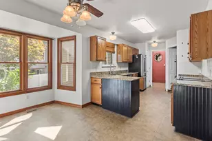 239 Chianti Ct, Florissant, MO 63031 - Photo 7