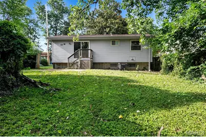258 Sadonia Avenue, Calverton Park, MO 63135 - Photo 17