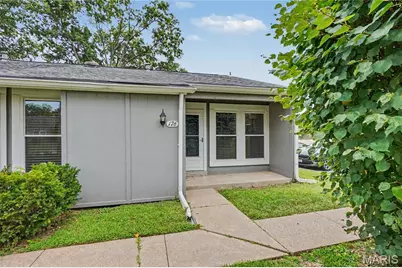 176 Harbor View Drive, Lake Saint Louis, MO 63367 - Photo 1