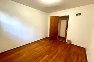 7534 Carleton Ave, University City, MO 63130 - Photo 13