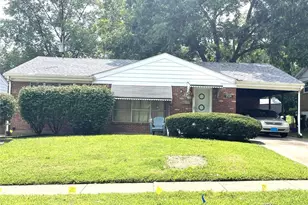 7534 Carleton Ave, University City, MO 63130 - Photo 1