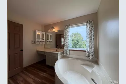 102 Winter Valley Drive, Fenton, MO 63026 - Photo 31