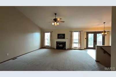 102 Winter Valley Drive, Fenton, MO 63026 - Photo 5