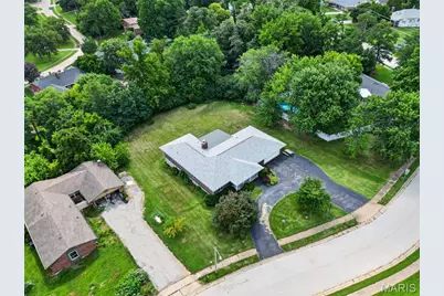 3616 Taylor Avenue, Bridgeton, MO 63044 - Photo 3