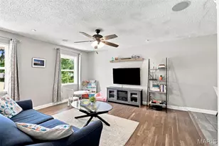 1107 Esterling Dr, Saint Charles, MO 63301 - Photo 3