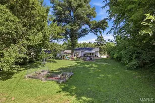1107 Esterling Dr, Saint Charles, MO 63301 - Photo 37