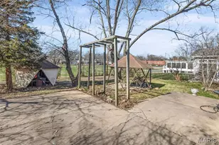 1826 Oliveto Ln, Hazelwood, MO 63042 - Photo 21