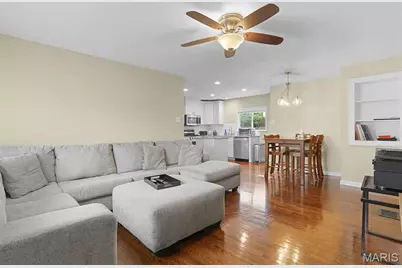 4212 Sweet Gum Drive, Saint Louis, MO 63125 - Photo 3