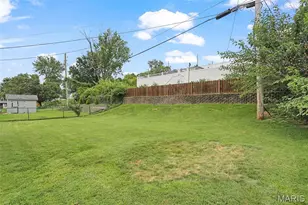 4212 Sweet Gum Dr, Saint Louis, MO 63125 - Photo 21