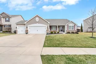 178 Oakhurst Dr, O'Fallon, MO 63368 - Photo 35
