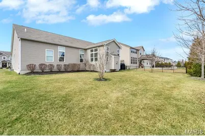 178 Oakhurst Drive, O'Fallon, MO 63368 - Photo 7
