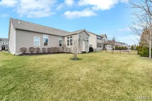 178 Oakhurst Dr, O'Fallon, MO 63368 - Photo 7