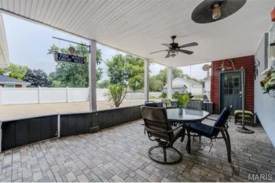 910 N Saint Jacques Street, Florissant, MO 63031 - Photo 19