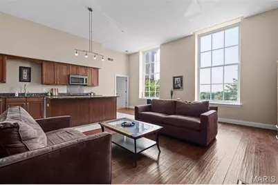 1515 Lafayette Avenue #318, Saint Louis, MO 63104 - Photo 9