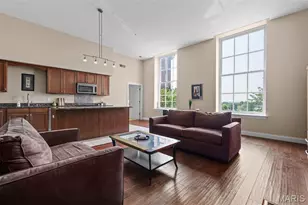 1515 Lafayette Ave, Saint Louis, MO 63104 - Photo 9