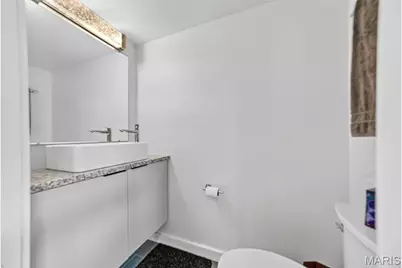 3830 Olive Street, Saint Louis, MO 63108 - Photo 19