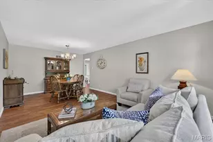 4708 Kingbird Ln, Unincorporated, MO 63128 - Photo 7