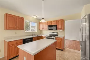 1252 Caribou Run, O'Fallon, MO 63366 - Photo 3
